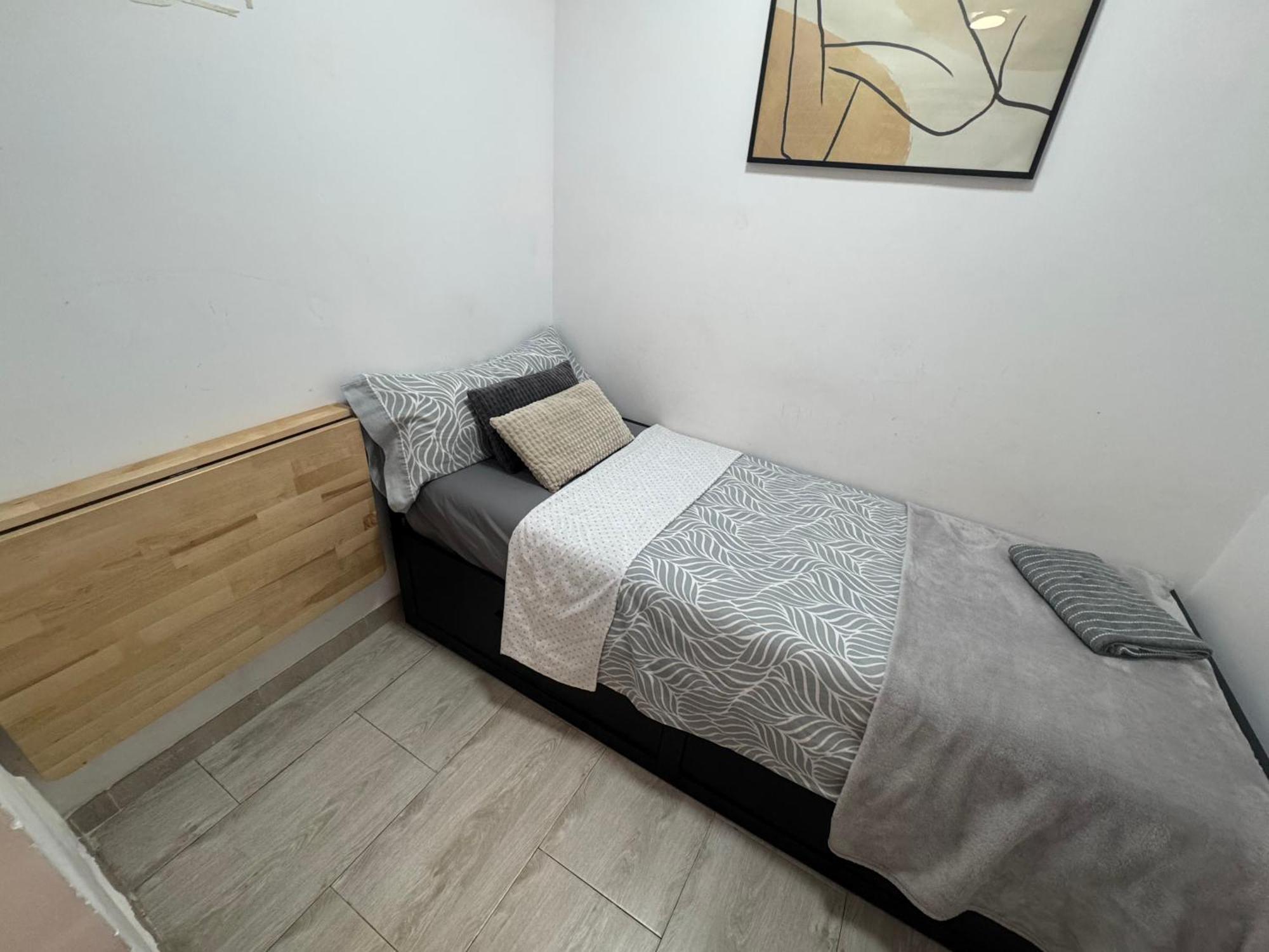 Centrico Y Precioso Apartamento En Madrid — Fotos 3