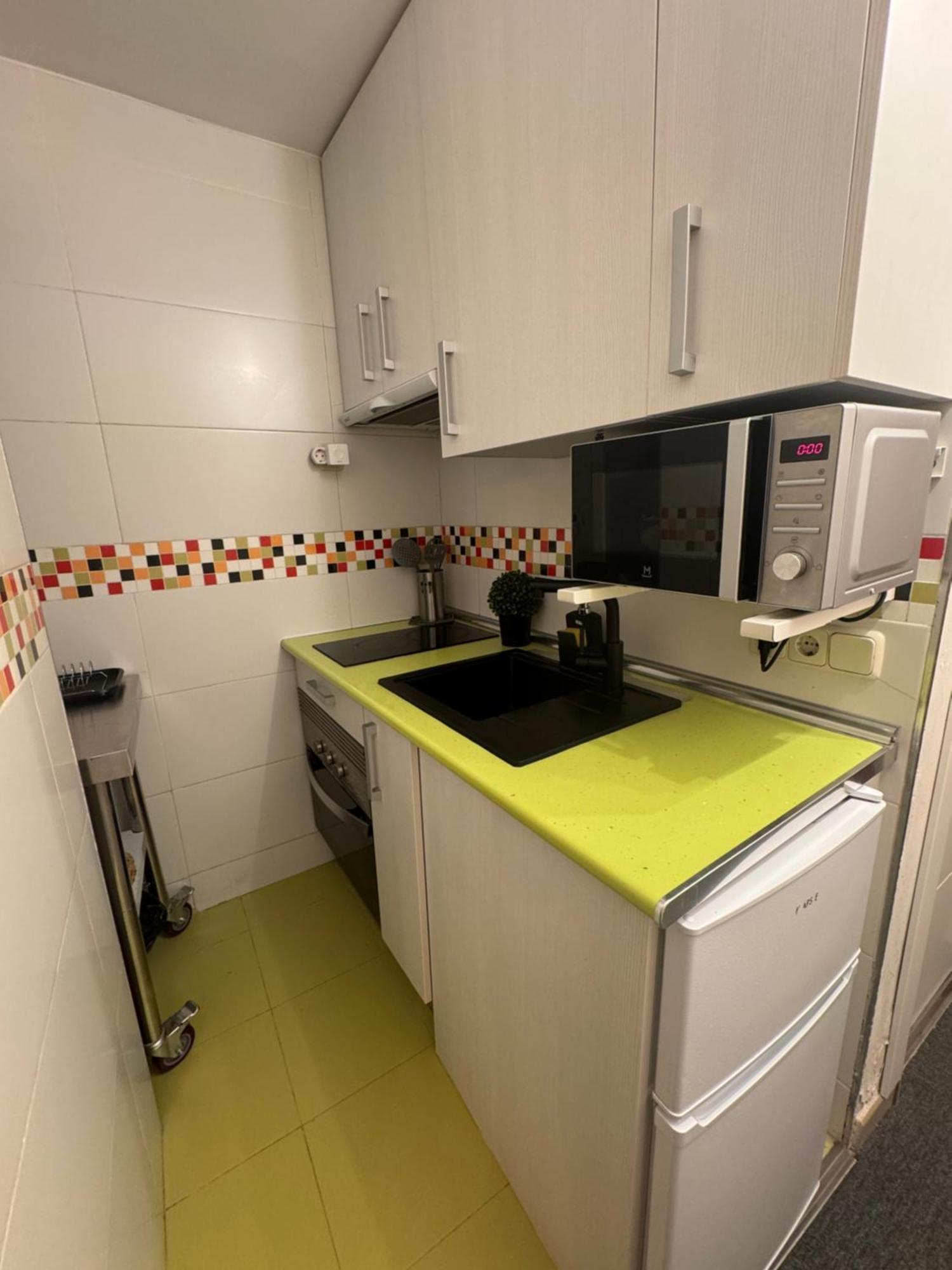 Centrico Y Precioso Apartamento En Madrid — Fotos 1